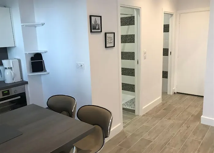 Location Corsica * Αζάτσιο